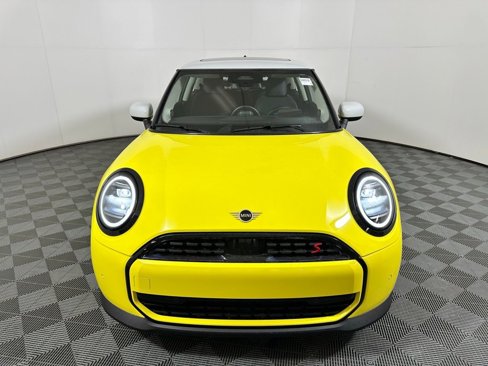 New 2025 MINI Cooper S image 2