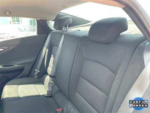 Used 2021 Chevrolet Malibu LS image 25