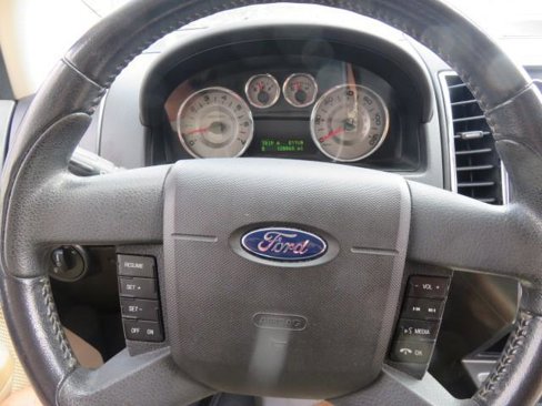 Used 2008 Ford Edge Limited image 11