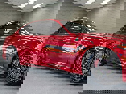 Used 2017 Alfa Romeo Giulia Quadrifoglio image 9
