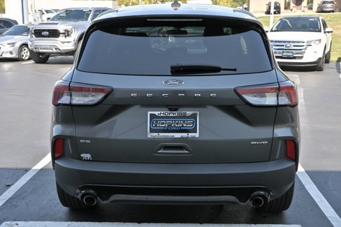 Used 2021 Ford Escape SE w/ SE Sport Appearance Package image 7