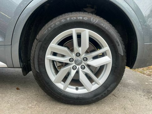 Used 2020 Audi Q5 2.0T Premium image 10
