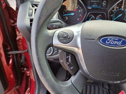 Used 2016 Ford Escape SE w/ SE Chrome Package image 14