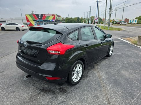 Used 2015 Ford Focus SE image 5
