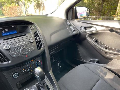 Used 2015 Ford Focus SE image 66