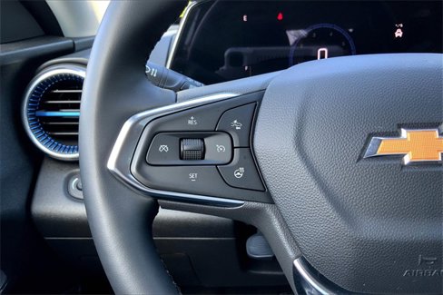 Used 2024 Chevrolet Trax LT w/ Driver Confidence Package image 18