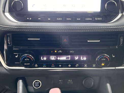 Used 2023 Nissan Rogue SL w/ SL Premium Package image 20