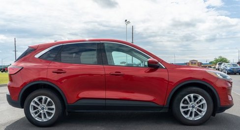 Used 2020 Ford Escape SE image 5