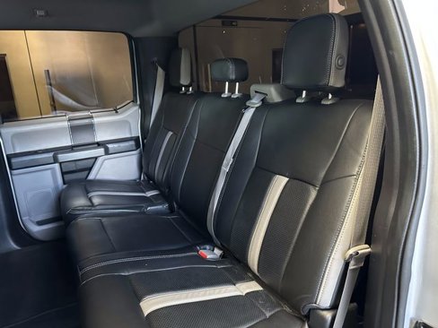 Used 2018 Ford F150 XLT image 38