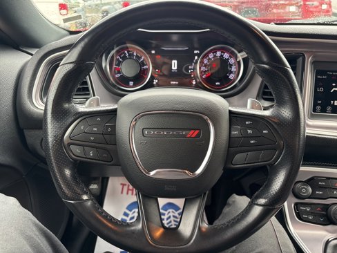 Used 2022 Dodge Challenger GT image 29