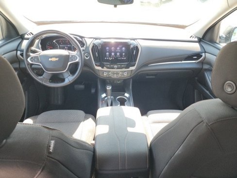 Used 2020 Chevrolet Traverse LT image 15