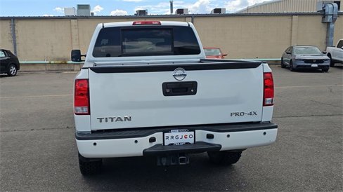 Used 2014 Nissan Titan PRO-4X image 7