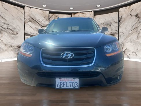 Used 2011 Hyundai Santa Fe GLS image 2