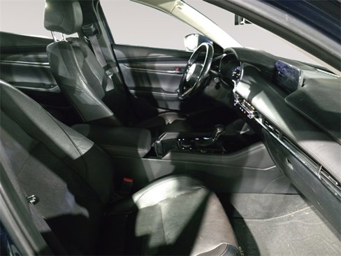 Used 2019 MAZDA MAZDA3 Sedan w/ Premium Package image 15