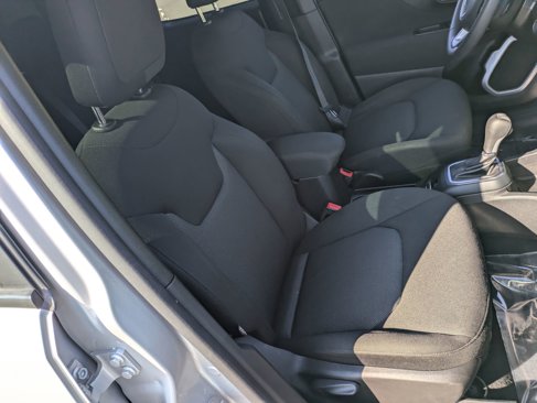 Used 2020 Jeep Renegade Sport image 26
