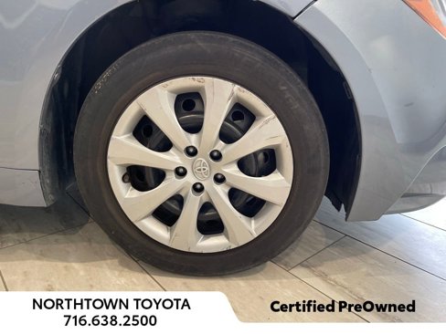 Used 2022 Toyota Corolla LE image 28