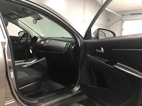 Used 2015 Kia Sportage LX image 12
