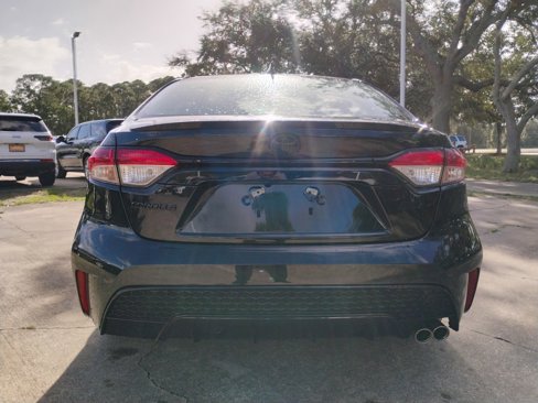 Used 2022 Toyota Corolla SE image 6