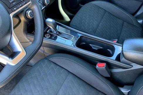 Used 2024 Nissan Kicks SV image 16