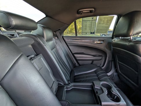 Used 2017 Chrysler 300 S image 23