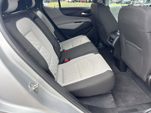 Used 2020 Chevrolet Equinox LT w/ Driver Convenience Package image 15
