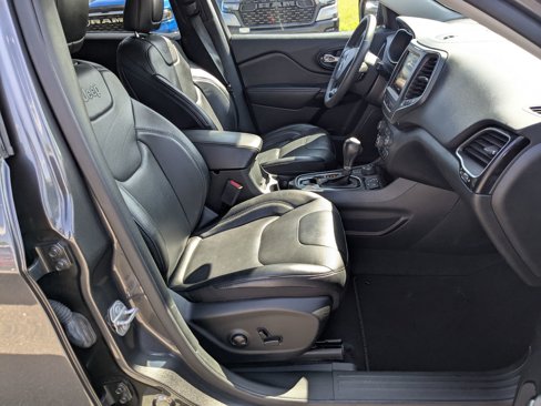 Certified 2023 Jeep Cherokee Altitude Lux image 35