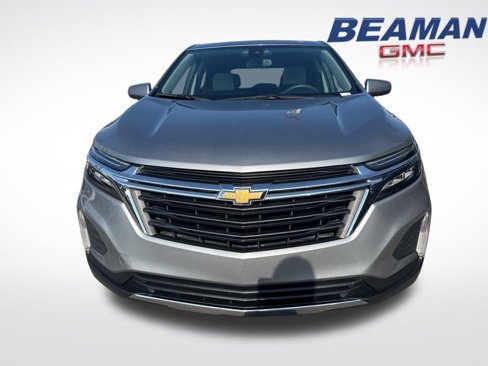 Used 2023 Chevrolet Equinox LT image 3