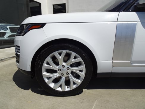Used 2022 Land Rover Range Rover Westminster Edition image 10