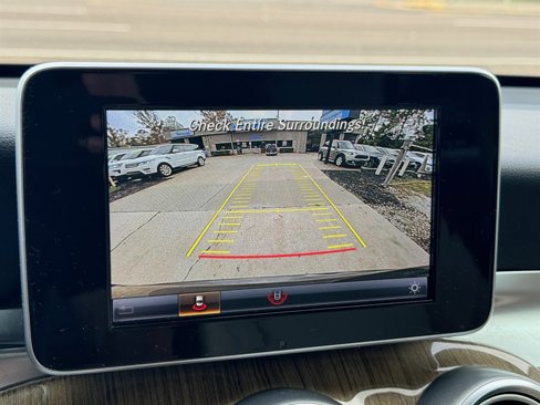 Used 2018 Mercedes-Benz GLC 300 w/ Premium Package image 8