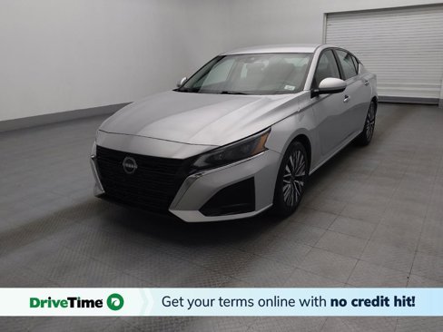 Used 2023 Nissan Altima 2.5 SV image 1