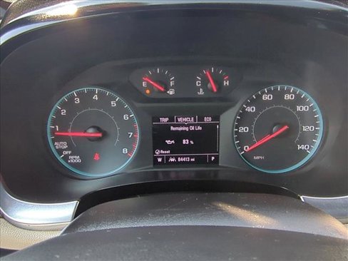 Used 2022 Chevrolet Traverse LS image 11