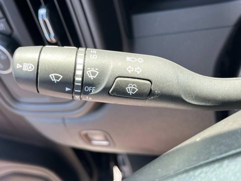 Used 2022 Chevrolet Silverado 1500 Custom image 18
