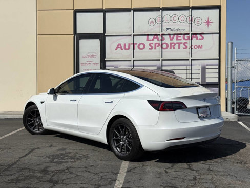 Used 2019 Tesla Model 3 image 9