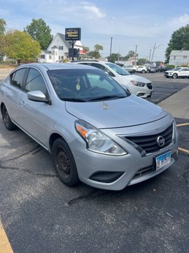 Used 2016 Nissan Versa SV image 1