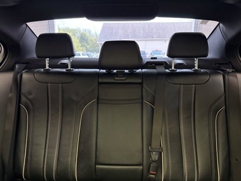 Used 2018 BMW 530e image 16