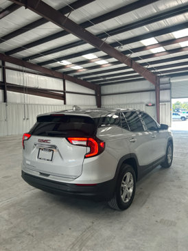 Used 2022 GMC Terrain SLE image 5