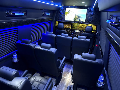 Used 2023 Mercedes-Benz Sprinter 3500 image 18