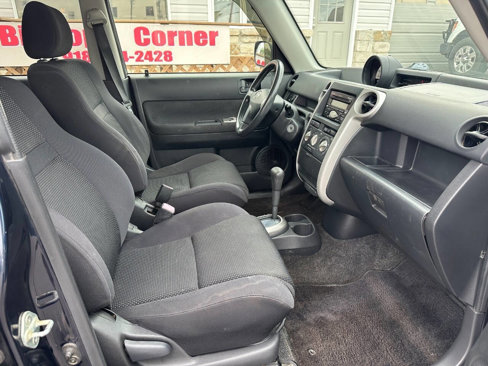 Used 2005 Scion xB image 15