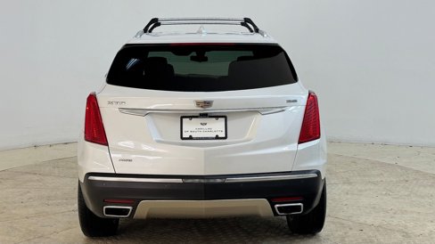 Used 2017 Cadillac XT5 Platinum w/ Driver Assist Package image 10