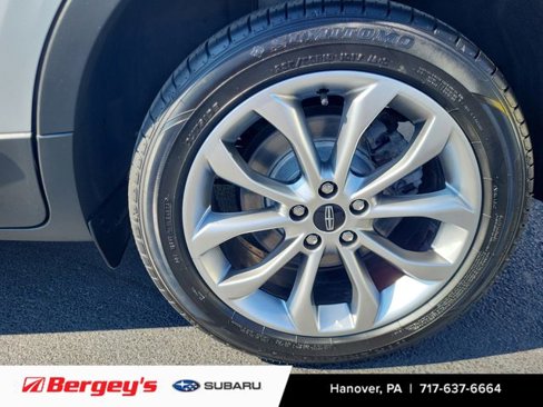 Used 2019 Lincoln MKC Select w/ Select Plus Package image 18