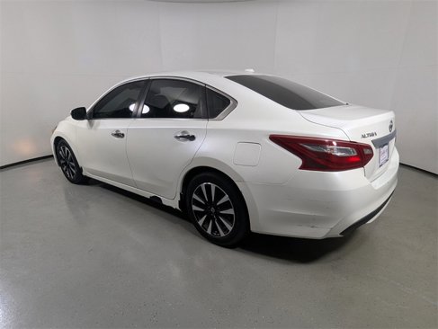 Used 2018 Nissan Altima 2.5 SV w/ 2.5 SV Technology Package image 5