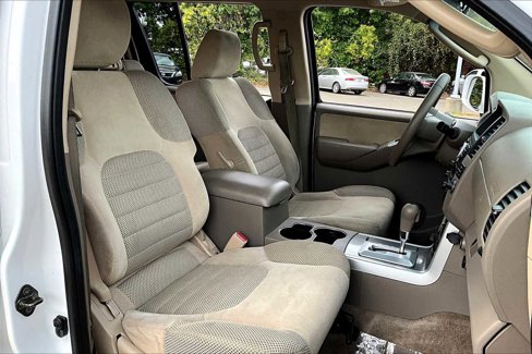 Used 2012 Nissan Pathfinder SV image 8