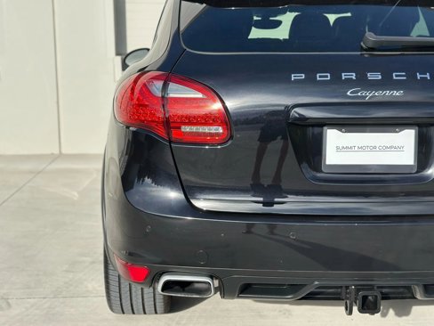Used 2014 Porsche Cayenne image 32