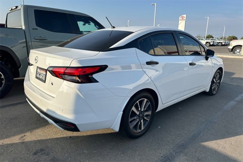 Used 2024 Nissan Versa S w/ S Plus Package image 3