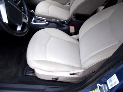 Used 2011 Chrysler 200 Touring image 25