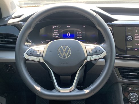 Used 2024 Volkswagen Taos SE image 20