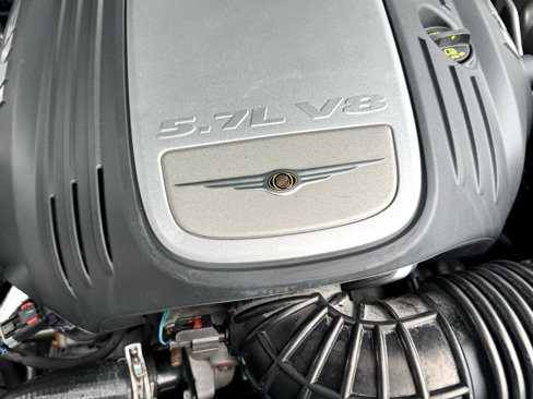 Used 2006 Chrysler 300 C w/ Navigation & Sound Group II image 31