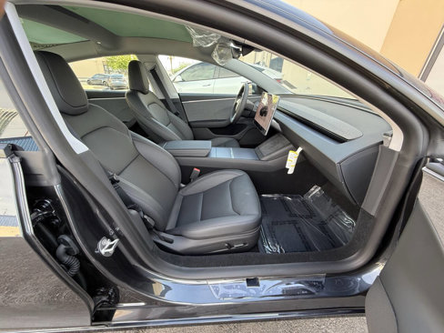 Used 2025 Tesla Model 3 Long Range image 31