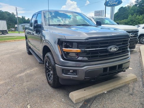 New 2025 Ford F150 XLT image 1