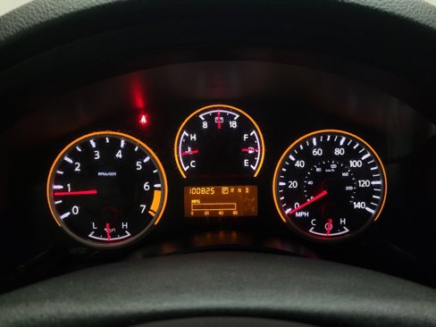 Used 2015 Nissan Armada SV w/ SV Driver Package image 23